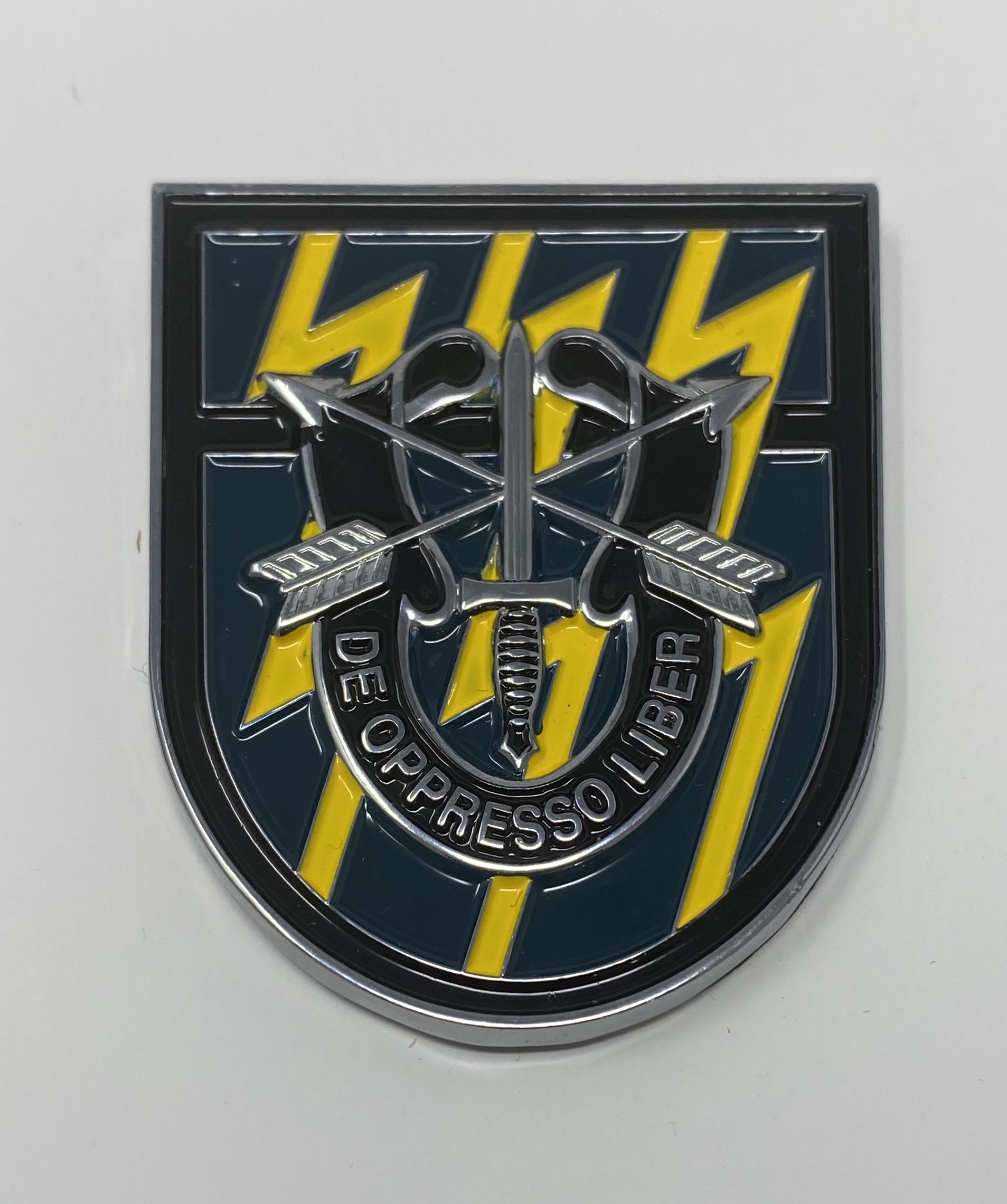 12th Group Flash Car Badge with DUI – Special Forces Association Legacy ...