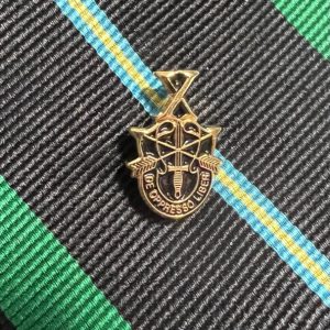 Gold SFA Pin for General (M) and Decade (D) Members, 1/2"